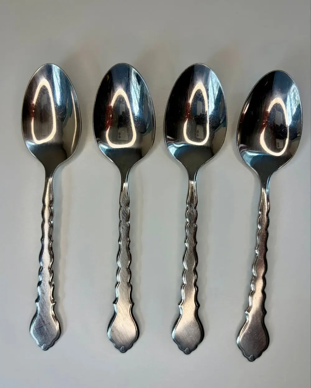Oneida Cello Teaspoon Set of 4